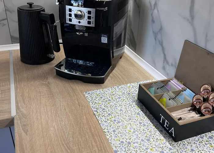 Przystanek Na Rajskiej *